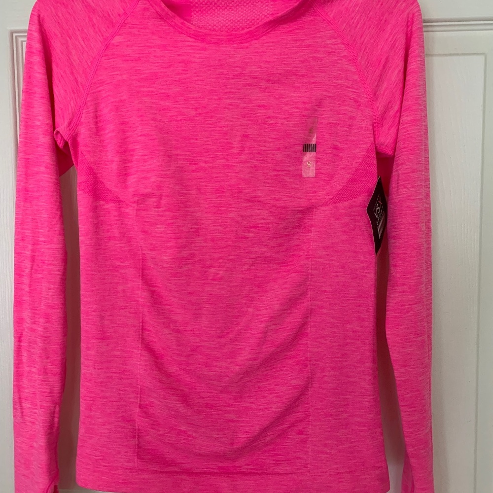 VSX Sport Long Sleeve Studio Tee (NWT)